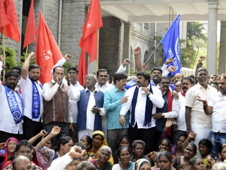 ದಲಿತರ ಬಿಬಿಎಂಪಿ ಅಧಿಕಾರಿಗಳ ಆಕ್ರಮಣ: ಮೇಯರ್ ಗೆ ದೂರು