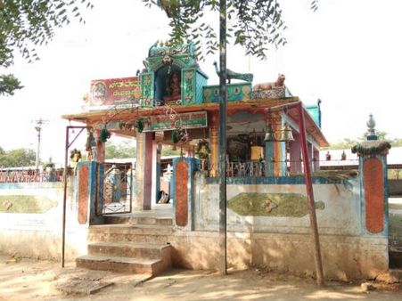 ಪ್ರಸಾದ ಸ್ವೀಕರಿಸದೆ ಬಚಾವಾದ ಸಾಲೂರು ಮಠದ ಶ್ರೀಗಳು