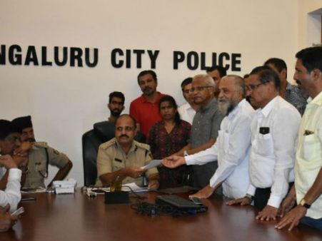 ಜನಾರ್ಧನ ಪೂಜಾರಿಗೆ ಬೆದರಿಕೆಯೊಡ್ಡಿದ ವ್ಯಕ್ತಿ ವಿರುದ್ಧ ಕ್ರಮಕ್ಕೆ ಕಾಂಗ್ರೆಸ್ ಒತ್ತಾಯ