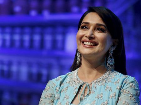 'ಸಾಜನ್' ಬೆಡಗಿ ಮಾಧುರಿ ದೀಕ್ಷಿತ್ ಬಿಜೆಪಿಯಿಂದ ಲೋಕಸಭೆಗೆ ಸ್ಪರ್ಧೆ?