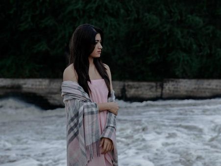 ವಿಷಪೂರಿತ ಬೆಳ್ಳಂದೂರು ಕೆರೆಯಲ್ಲಿ ನಟಿ ರಶ್ಮಿಕಾ ಮಂದಣ್ಣ ಫೋಟೊ ಶೂಟ್!