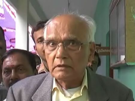 ವಿಷವಿಕ್ಕಿದ ಆರೋಪಿಗಳಿಗೆ ಶೀಘ್ರ ಶಿಕ್ಷೆ ಪ್ರಕಟಿಸಿ : ಡಾ. ಎಸ್.ಎಲ್. ಭೈರಪ್ಪ