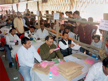 ಗುಜರಾತ್ : ಜಸ್‌ಧನ್ ಕ್ಷೇತ್ರದ ಉಪ ಚುನಾವಣೆ, ಬಿಜೆಪಿ ಮುನ್ನಡೆ