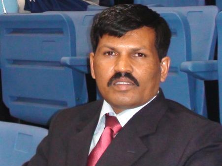 'ಐ ಆಮ್ ನಾಟ್ ಸೇಲೆಬಲ್, ಐ ಆಮ್ ಗೂಳಿಹಟ್ಟಿ' ಖದರ್ ಡೈಲಾಗ್