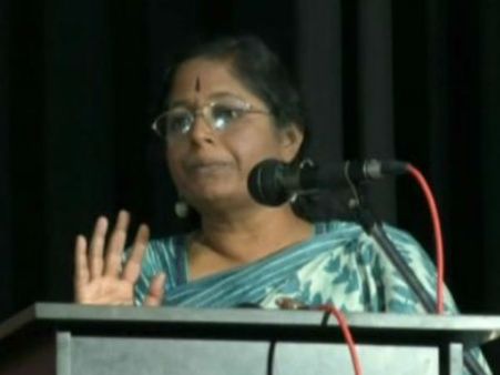 ಸೀತೆಯ ಬಗ್ಗೆ ವಿವಾದಾತ್ಮಕ ಹೇಳಿಕೆ ನೀಡಿದ ಕಲೈಸೆಲ್ವಿ ವಿರುದ್ಧ ದೂರು