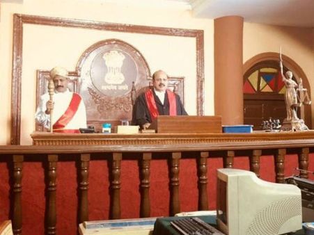 ನ್ಯಾಯಾಧೀಶರಾದ ಮಾಜಿ ಸಚಿವ ಟಿ.ಬಿ.ಜಯಚಂದ್ರ