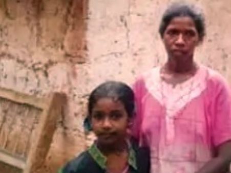 ಪುಟ್ಟ ಮಗಳ ಇಚ್ಛೆಯಂತೆ ಶೌಚಾಲಯ ನಿರ್ಮಿಸಲು ಚಿನ್ನವನ್ನೇ ಅಡವಿಟ್ಟ ಕುಟುಂಬ