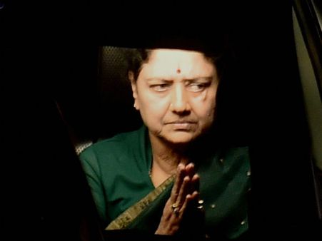 ಇದು ಯಾವುದಕ್ಕೂ ಕಡಿಮೆ ಮಾಡದ ಚಿನ್ನಮ್ಮನ ಜೈಲು ದುನಿಯಾ!