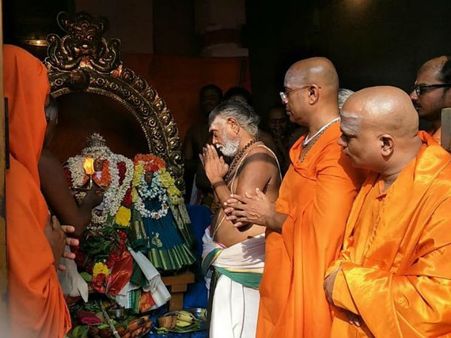 ತಿರಮಕೂಡಲಿನ ತ್ರಿವೇಣಿ ಸಂಗಮದಲ್ಲಿ ವೈಭವೋಪೇತ 11ನೇ ಕುಂಭಮೇಳಕ್ಕೆ ಚಾಲನೆ