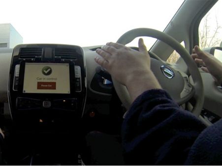 97ನೇ ವಯಸ್ಸಿನಲ್ಲಿ ದುಬೈನಲ್ಲಿ ಡಿಎಲ್ ನವೀಕರಣ ಮಾಡಿಸಿದ ಮೆಹ್ತಾ