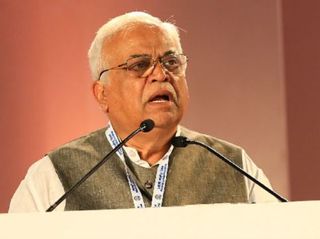 ಕೇಂದ್ರದಿಂದ ಇನ್ನೂ ಬಂದಿಲ್ಲ ಬರಪರಿಹಾರ: ದೇಶಪಾಂಡೆ