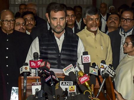 ಸೈನಿಕರ ಬಲಿದಾನವನ್ನು ರಾಜಕೀಯಕ್ಕೆ ಬಳಸಿಕೊಳ್ಳುತ್ತಿದೆ ಬಿಜೆಪಿ: ರಾಹುಲ್ ಗಾಂಧಿ