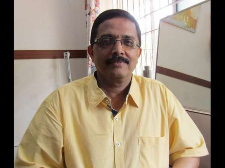 ಮತಯಾಚನೆಗೂ ಷರತ್ತು ವಿಧಿಸಿ ಮನೆಮುಂದೆ ಬ್ಯಾನರ್ ಹಾಕಿದ ಸುಳ್ಯದ ವೈದ್ಯ