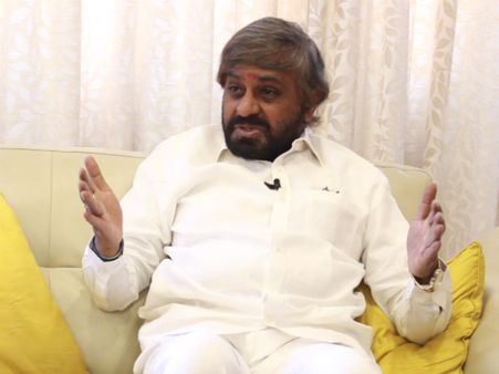 ಆಕಾಶದಿಂದ ಇಂದ್ರ, ಚಂದ್ರ ಚುಕ್ಕಿಯನ್ನು ನರೇಂದ್ರ ಮೋದಿ ತಂದರೇ? ಈಶ್ವರ್ ಖಂಡ್ರೆ ವಾಗ್ದಾಳಿ