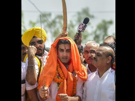 ಬಿಜೆಪಿ ಅಭ್ಯರ್ಥಿ, ಕ್ರಿಕೆಟಿಗ ಗೌತಮ್ ಗಂಭೀರ್ ಒಟ್ಟು ಆಸ್ತಿ ಎಷ್ಟು?
