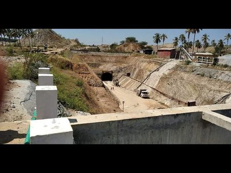 ವಿವಿ ಸಾಗರಕ್ಕೆ ಭದ್ರೆ ನೀರು ಹರಿಯಲಿಲ್ಲ, ತೆಂಗು ಉಳಿಯಲಿಲ್ಲ