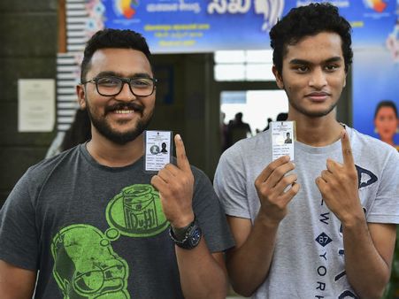 ಮತಹಾಕಿ ಕರ್ತವ್ಯ ನಿಭಾಯಿಸಬೇಕಾದ ಯುವಜನತೆಗೇನಾಗಿದೆ?