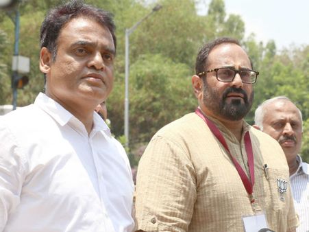 ಮುಖ್ಯಮಂತ್ರಿ ಕುಮಾರಸ್ವಾಮಿ ವಿರುದ್ಧ ರಾಜ್ಯಪಾಲರಿಗೆ ಬಿಜೆಪಿ ದೂರು