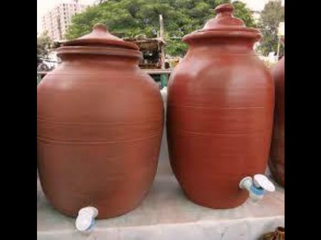 ಕರಾವಳಿಯಲ್ಲಿ ಬಿಸಿಲಿನ ತಾಪ:ಬಡವರ ಫ್ರಿಡ್ಜ್ ಗೆ ಭಾರೀ ಡಿಮ್ಯಾಂಡ್