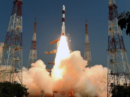 ಯಶಸ್ವಿ ಉಪಗ್ರಹ ಉಡಾವಣೆ: ಇಸ್ರೋಗೆ ಅಭಿನಂದನೆಗಳ ಮಹಾಪೂರ