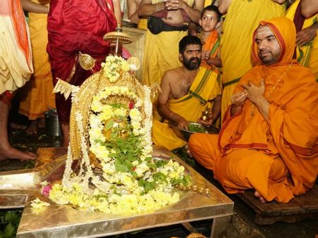 ರಾಘವೇಶ್ವರ ಶ್ರೀಗಳ ವಿರುದ್ದ ಷಡ್ಯಂತ್ರ: ಸೋಲಿನ ಸರಮಾಲೆಗೆ ಮತ್ತೊಂದು ಸೇರ್ಪಡೆ