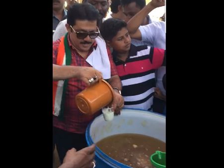 ಶ್ರೀರಾಮನವಮಿಗೆ ಪಾನಕ-ಮಜ್ಜಿಗೆ ಹಂಚಿದ ಜಮೀರ್ ಅಹ್ಮದ್