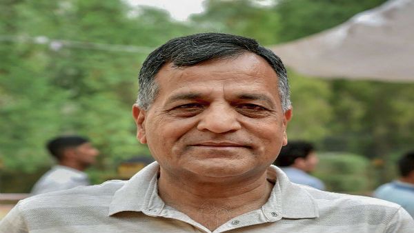 ಮೋದಿಗೆ ಕ್ಲೀನ್ ಚಿಟ್ ವಿರೋಧಿಸಿ ಸಭೆಯಿಂದ ಹೊರಗುಳಿದ ಚುನಾವಣಾ ಆಯುಕ್ತ