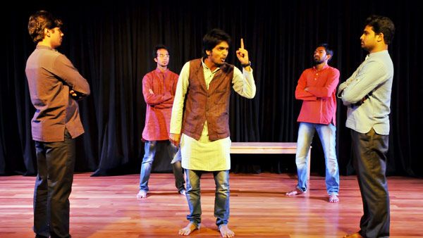 ಸೇವಾ ಸದನದಲ್ಲಿ ಬೀದಿ ಬಿಂಬ ರಂಗದ ತುಂಬ ನಾಟಕ ನೋಡಿ