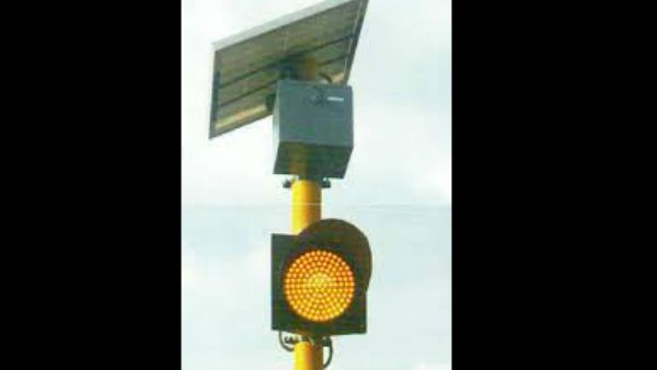 ಅಪಘಾತ ತಪ್ಪಿಸಲು ಮಂಗಳೂರಿನಲ್ಲಿ 16 ಹೊಸ ಟ್ರಾಫಿಕ್ ಬ್ಲಿಂಕರ್ ಅಳವಡಿಕೆ