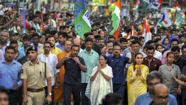 ಪಶ್ಚಿಮ ಬಂಗಾಲದಲ್ಲಿ ಇದೇಕೆ ಹಿಂದೂಗಳ ಮೇಲೆ ಈ ಪರಿಯ ದಾಳಿ?