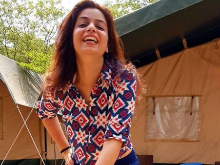 ಮಗನಿಗೆ ಅರವತ್ತು ಅಂಕ ಬಂದಿದೆಯೆಂದು ಸಂಭ್ರಮಿಸಿದ ಅಮ್ಮ!