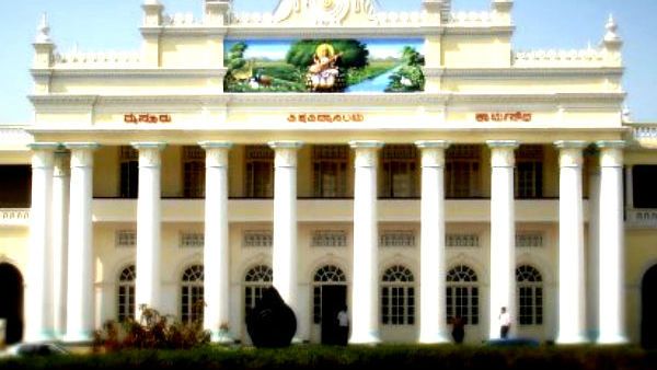 ಮೈಸೂರು ವಿವಿಯಲ್ಲಿ ವಿದೇಶಿ ವಿದ್ಯಾರ್ಥಿಗಳಿಗೆ ಶೇ.50ರಷ್ಟು ಶುಲ್ಕ ಕಡಿತ