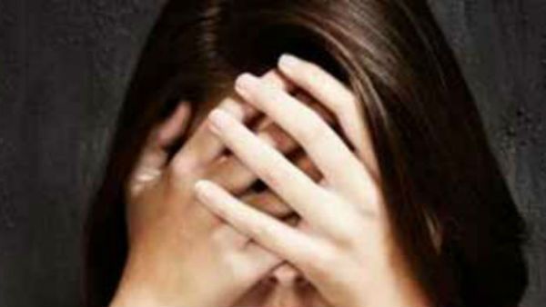 ನಿತ್ಯ ಲೈಂಗಿಕ ಸಂಪರ್ಕ ಇಲ್ಲದೇ ಹೇಗಿರುತ್ತೀರಿ ಎಂದ ಸೀನಿಯರ್ ಕ್ಯಾಪ್ಟನ್ ವಿರುದ್ಧ ಮಹಿಳಾ ಪೈಲಟ್ ದೂರು