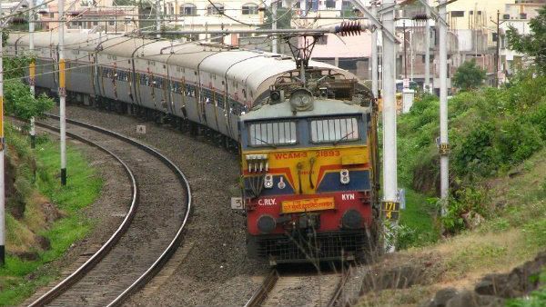 ದಕ್ಷಿಣ ರೈಲ್ವೆ ನೇಮಕಾತಿ : 142 ಹುದ್ದೆಗಳಿಗೆ ಅರ್ಜಿ ಹಾಕಿ
