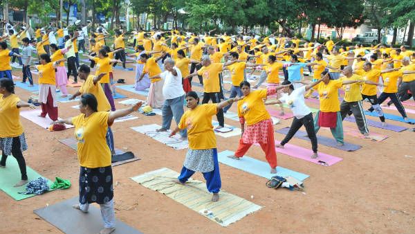 ಗಿನ್ನಿಸ್ ದಾಖಲೆಗೆ ಸಜ್ಜಾಗುತ್ತಿದ್ದಾರೆ ಮೈಸೂರಿನ 1.5 ಲಕ್ಷ ಯೋಗಪಟುಗಳು