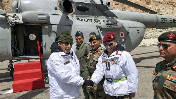 ಜವಾಬ್ದಾರಿ ಹೊತ್ತ 48 ಗಂಟೆಯೊಳಗೆ ರಕ್ಷಣಾ ಸಚಿವ ರಾಜ್ ನಾಥ್ ಸಿಂಗ್ ಸಿಯಾಚಿನ್ ನಲ್ಲಿ