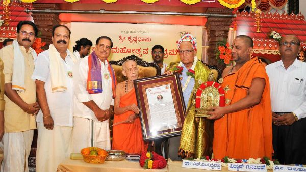 ಪೇಜಾವರ ಶ್ರೀಗಳಿಂದ ಪ್ರೊ.ಎಸ್‌.ಎಲ್ ಭೈರಪ್ಪ ಮೆಚ್ಚುಗೆ