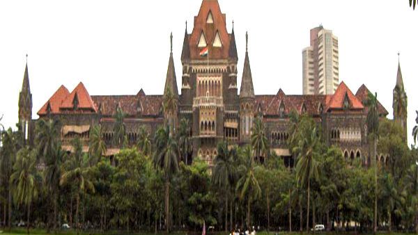 ಮರಾಠಿಗರಿಗೆ ಮೀಸಲಾತಿಗೆ ಕೋರ್ಟ್ ಸಮ್ಮತಿ; 13 ಪರ್ಸೆಂಟ್ ಗೆ ಇಳಿಸಲು ಸೂಚನೆ