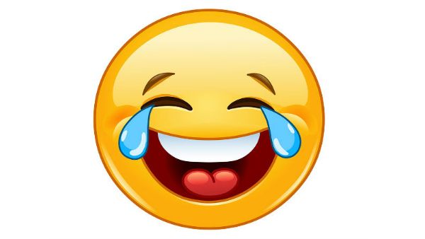 ಗುಂಡ ಕಾಂಡೊಮ್ ಖರೀದಿಸಲು ಅಂಗಡಿ ಹೋದಾಗ..