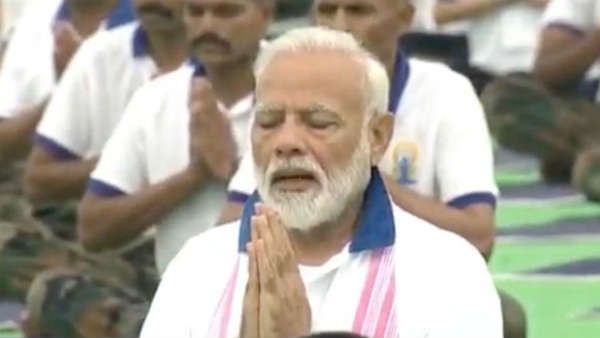 ಅಂತಾರಾಷ್ಟ್ರೀಯ ಯೋಗ ದಿನ LIVE: ದೇಶಾದ್ಯಂತ ಯೋಗ ಹಬ್ಬದ ಸಂಭ್ರಮ