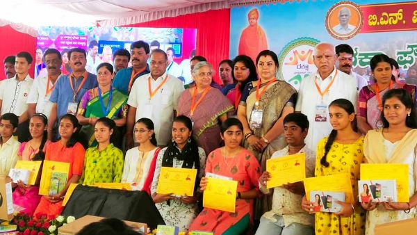 ದೇಶದಲ್ಲಿ ಮಾನವೀಯ ಮೌಲ್ಯ ಕ್ಷೀಣಿಸುತ್ತಿದೆ: ಯಡಿಯೂರಪ್ಪ