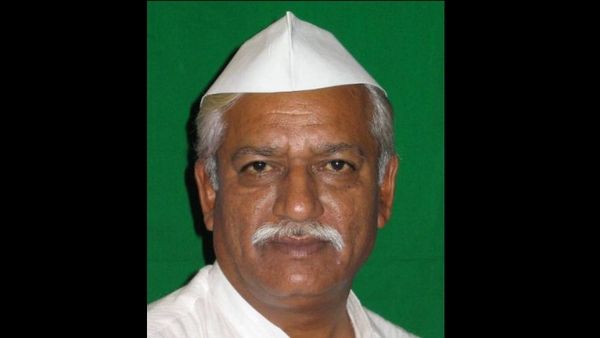 ಸರ್ಕಾರಕ್ಕೆ ಜನ-ಜಾನುವಾರುಗಳ ಶಾಪ ತಟ್ಟಿದೆ: ರಮೇಶ್ ಜಿಗಜಿಣಗಿ