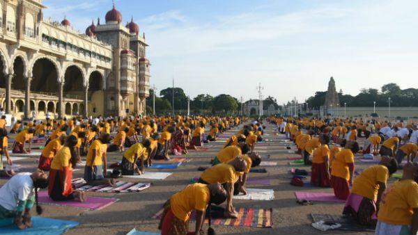 ಮೈಸೂರಿನಲ್ಲಿ ಯೋಗ ದಿನಾಚರಣೆ: ಯೋಗಪಟುಗಳ ನಿರಾಸಕ್ತಿ