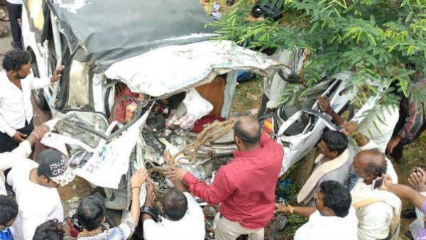 ಚಿಂತಾಮಣಿ ಬಸ್ ಅಪಘಾತ: ಮೃತರ ಕುಟುಂಬಕ್ಕೆ ತಲಾ 2 ಲಕ್ಷ ಪರಿಹಾರ