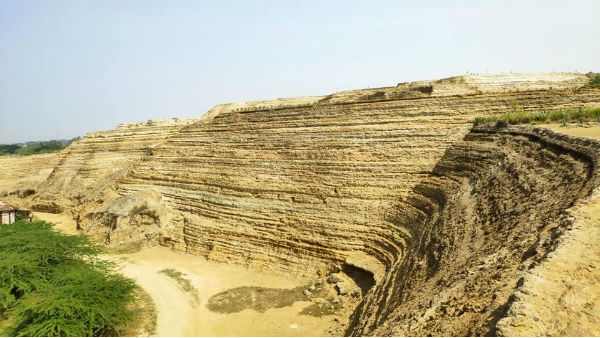 ಲೆವೆಲ್ಲೆ ಯಾರು? ಅವರಿಗೂ ಕೆಜಿಎಫ್ಗೂ ಎಲ್ಲಿಂದೆಲ್ಲಿಯ ಸಂಬಂಧ?