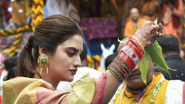 ನಾನು ಜನ್ಮತಃ ಮುಸ್ಲಿಮಳು: ಫತ್ವಾಕ್ಕೆ ನುಸ್ರತ್ ಜಹಾನ್ ತಿರುಗೇಟು