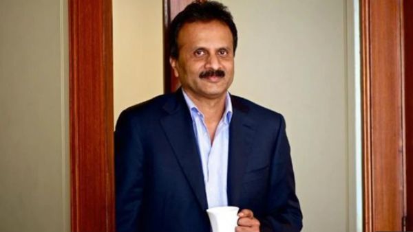 ಸಿದ್ಧಾರ್ಥ ಚಿತೆಗೆ ಅಗ್ನಿ ಸ್ಪರ್ಶ: ಕಣ್ಣೀರ ವಿದಾಯ, ಮಡುಗಟ್ಟಿದ ಶೋಕ