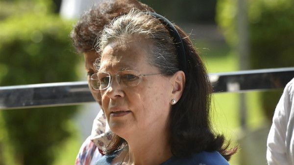 ಕೇಂದ್ರದಿಂದ 'ಆಧುನಿಕ ದೇವಸ್ಥಾನಗಳ ನಾಶ': ಸೋನಿಯಾ ಗಾಂಧಿ ಕಿಡಿ