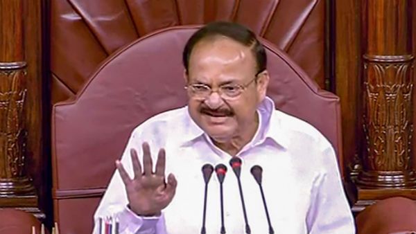 ಸದನದಲ್ಲೇ ಗಳ-ಗಳನೇ ಅತ್ತ ಉಪರಾಷ್ಟ್ರಪತಿ ವೆಂಕಯ್ಯನಾಯ್ಡು