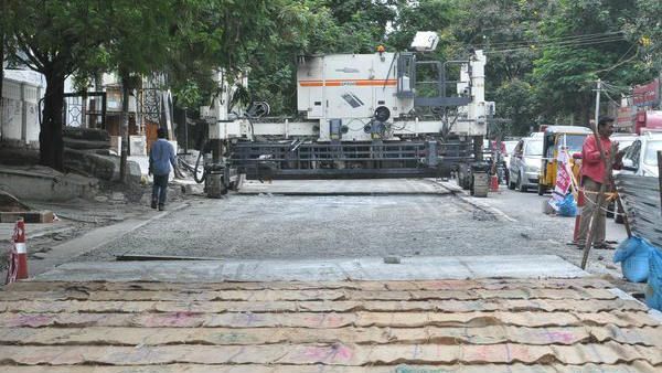 ಎಂಜಿ ರಸ್ತೆಯಲ್ಲಿ ವೈಟ್‌ ಟಾಪಿಂಗ್: ಭಾರಿ ಟ್ರಾಫಿಕ್ ಜಾಮ್ ಆತಂಕ